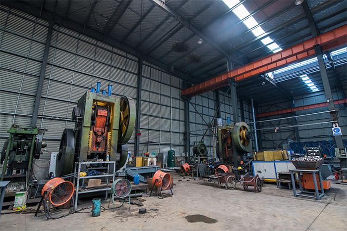 开原网架配件-锥头加工车间